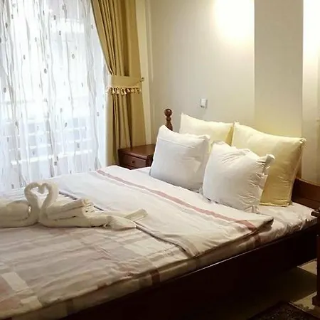 Royal View And فندق